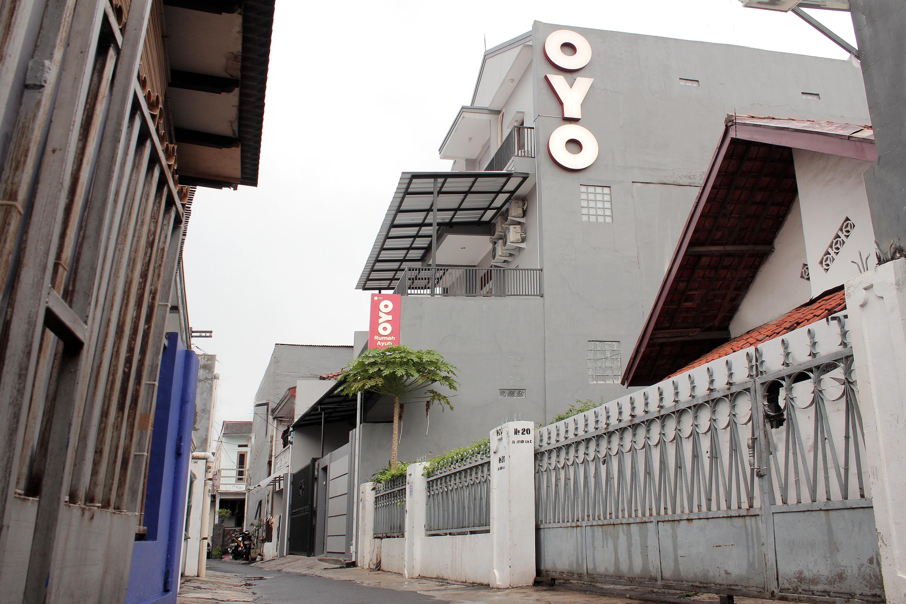 OYO 121 Rumah Ayub Syariah Hotel Jakarta Bagian luar foto